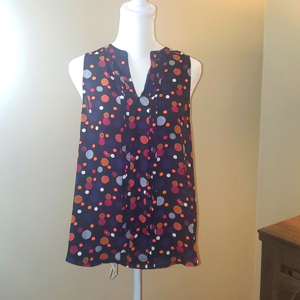 41 Hawthorn Sleeveless Blouse, Size Small, Navy w/ colorful print